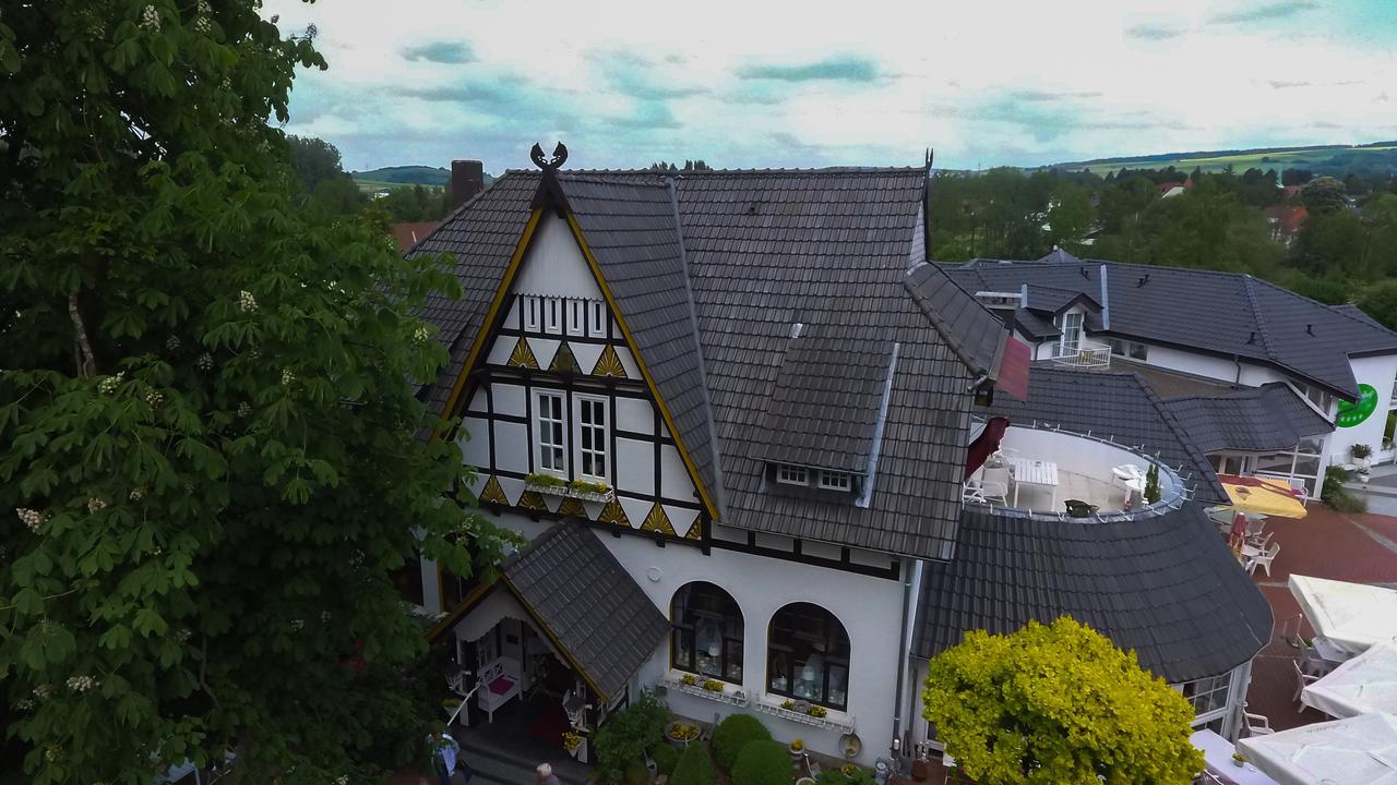 Hotel Kastanienhof Bad Münder am Deister Exterior photo
